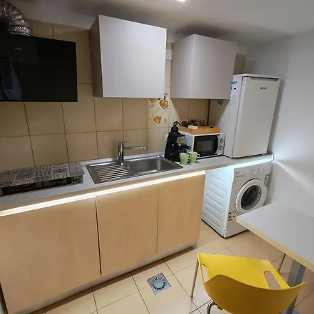 Sleep&go Airport Transit Apartment *