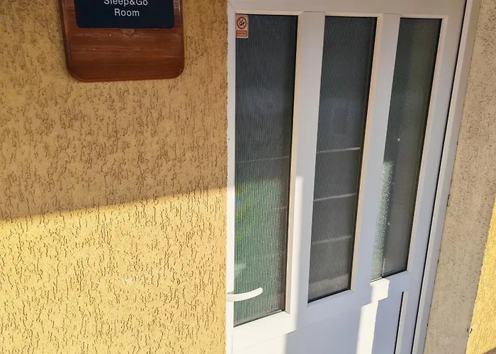 Sleep&go Airport Transit Apartment *