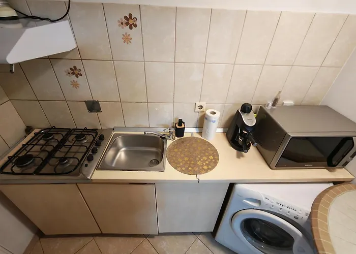 Sleep&go Airport Transit Apartment