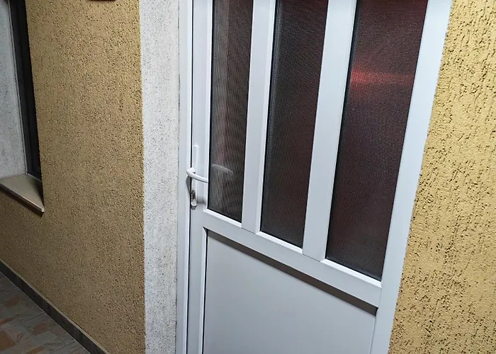 Sleep&go Airport Transit Apartment