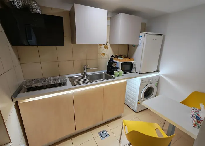 Sleep&go Airport Transit Apartment *